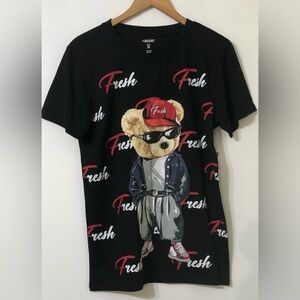 Black T-Shirt with Bear fresh Graphic short sleeves pull over.M